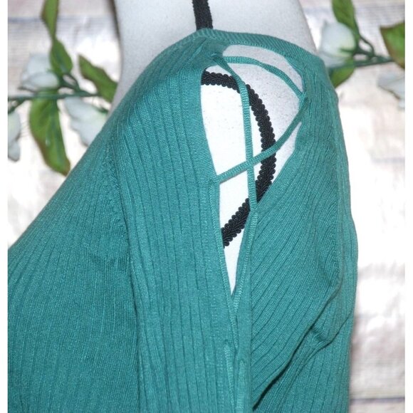 NWT Cato Est. 1946 Green Pullover Sweater Size XL Open Long Sleeve V-Neck Ribbed - Picture 5 of 12